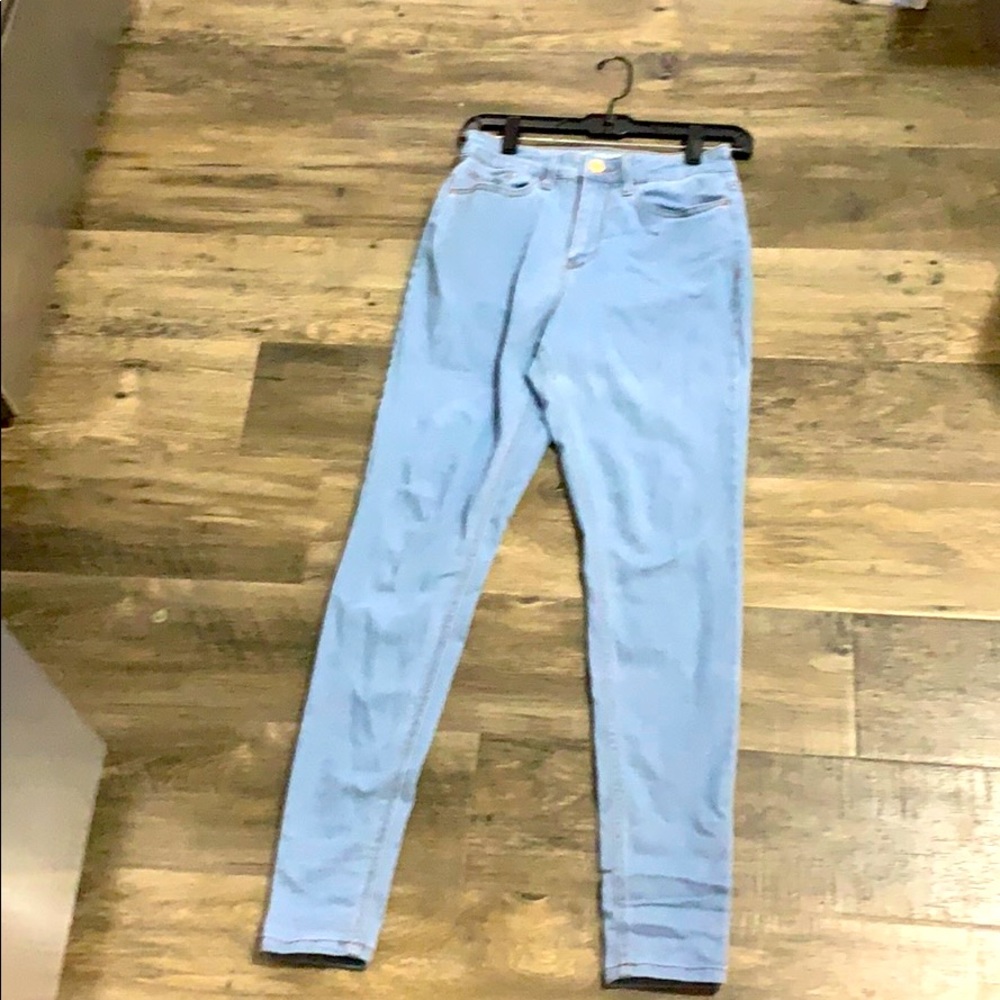 Light Wash Jeans (Jeggings)